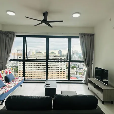 Deluxe Seaview Georgetown Penang @ Comfylux Homestay